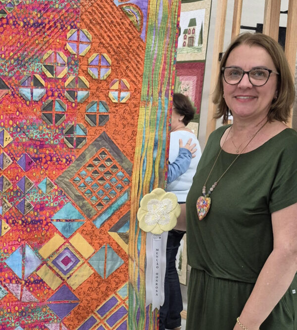 14h00 às 18h00 | QUILT EM CAMADAS | LIA ROSABEL - Imagem 2